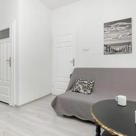 Апартаменти Z Parkingiem Tylko 8 Minut Spaceru Od Morza By Renters *